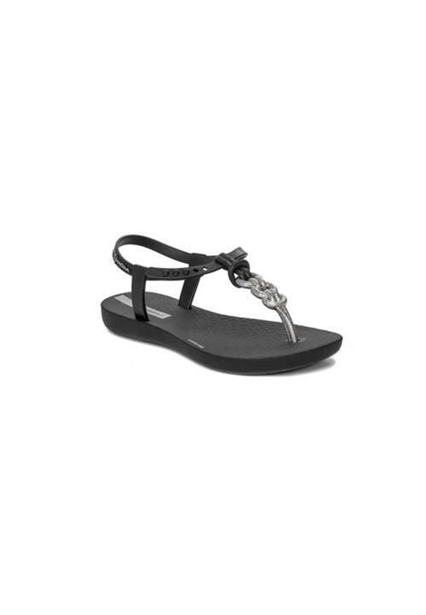 Buty do chodzenia dla dzieci Ipanema Class Charm II. Kolor: czarny. Materiał: syntetyk, materiał