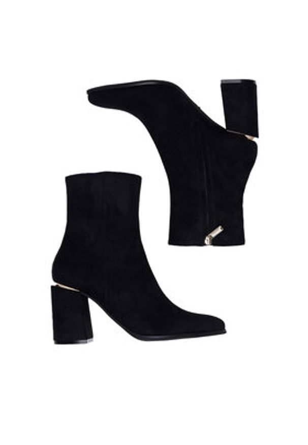 Nine West Botki WFA3000-1 Czarny. Kolor: czarny. Materiał: materiał