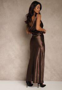 Renee - Brązowa Satynowa Wiskozowa Sukienka Koktajlowa z Bawełną Deleisana. Kolor: brązowy. Materiał: satyna, bawełna, wiskoza. Styl: wizytowy #2