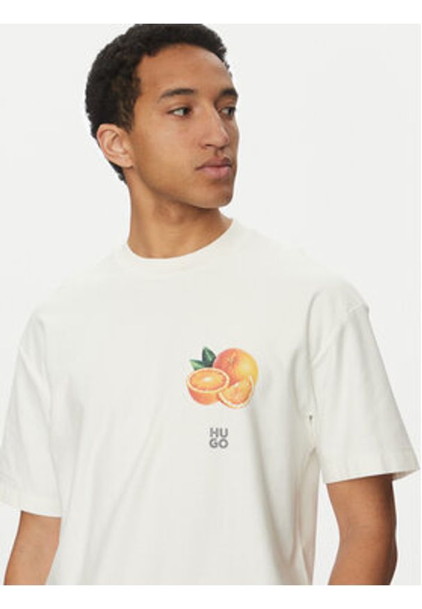 Hugo - HUGO T-Shirt Dartiee 50537576 Écru Oversize. Materiał: bawełna