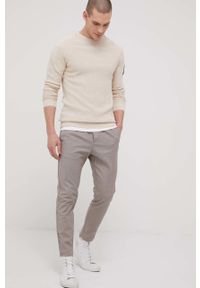 Jack & Jones sweter męski kolor beżowy lekki. Okazja: na co dzień. Kolor: beżowy. Długość rękawa: długi rękaw. Długość: długie. Styl: casual #3