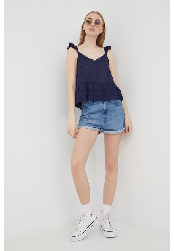 Superdry bluzka damska kolor granatowy gładka. Okazja: na co dzień. Kolor: niebieski. Materiał: tkanina. Długość rękawa: na ramiączkach. Wzór: gładki. Styl: casual