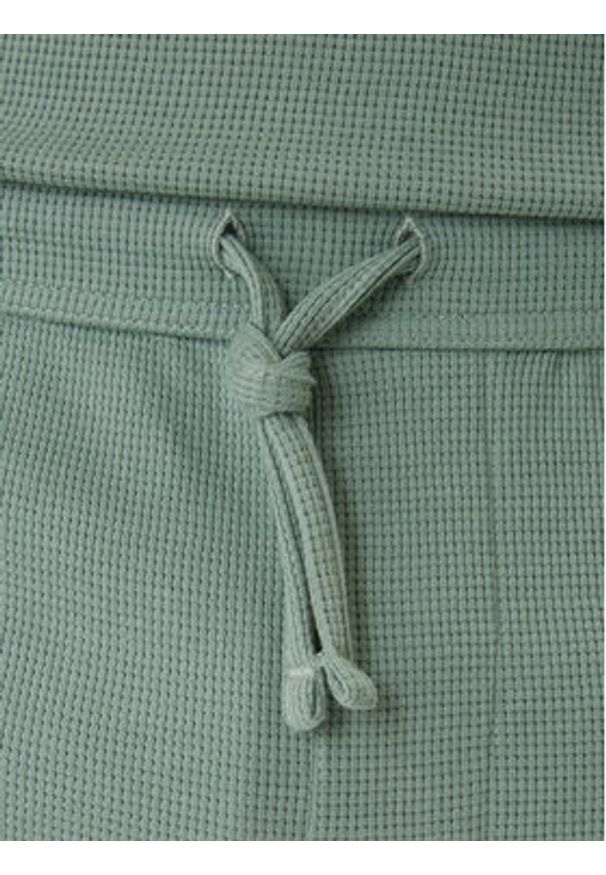 BOSS Szorty sportowe Waffle 50535884 Zielony. Kolor: zielony. Materiał: bawełna. Styl: sportowy