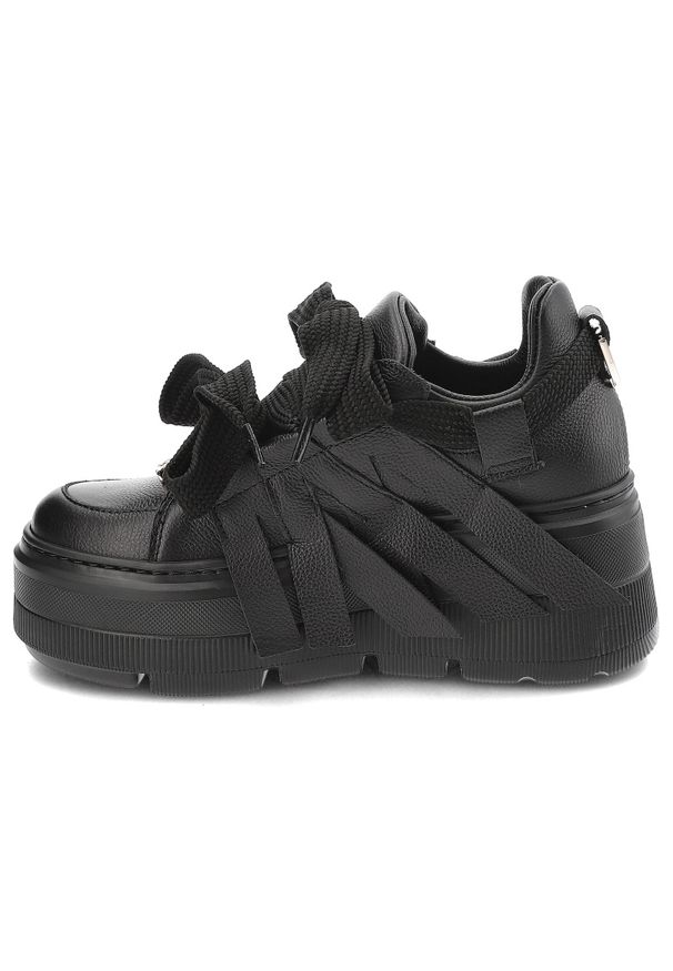 CheBello - Czarne Sneakersy Chebello Stylowe Obuwie Damskie Na Platformie. Okazja: na co dzień. Zapięcie: sznurówki. Kolor: czarny. Materiał: jeans, skóra. Wzór: aplikacja. Obcas: na platformie. Styl: elegancki