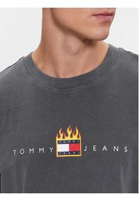 Tommy Jeans T-Shirt Linear Fire DM0DM17738 Szary Relaxed Fit. Kolor: szary. Materiał: bawełna #4