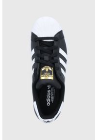 adidas Originals Buty kolor czarny. Zapięcie: sznurówki. Kolor: czarny. Materiał: guma. Model: Adidas Superstar #5