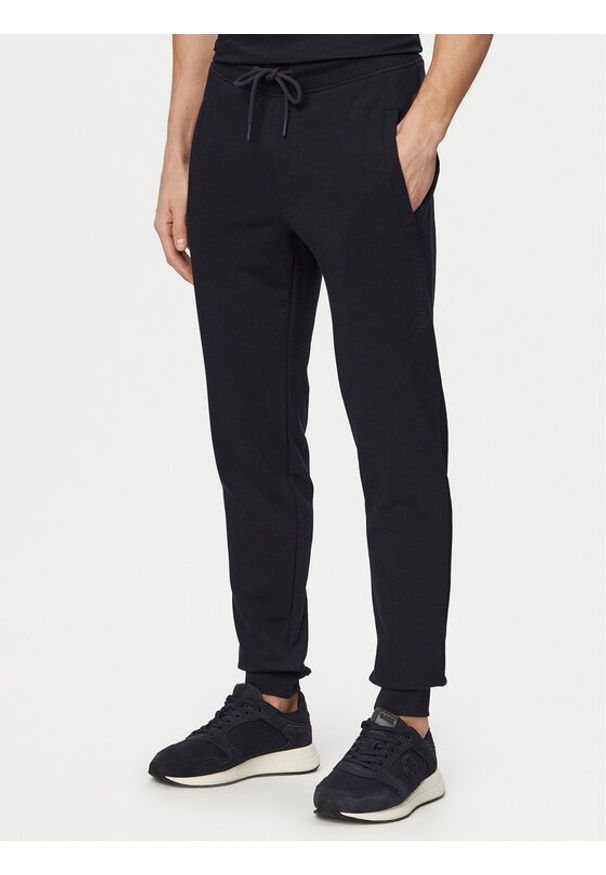Bugatti Spodnie dresowe 8250-15070E Granatowy Regular Fit. Kolor: niebieski. Materiał: bawełna