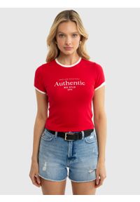 Big-Star - Koszulka damska o kroju slim z linii Authentic czerwona Montha 603. Kolor: czerwony. Materiał: dzianina. Długość: krótkie. Wzór: nadruk. Styl: klasyczny