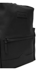 Hunter Plecak C-HTR-B-014-08 Czarny. Kolor: czarny. Materiał: materiał #4