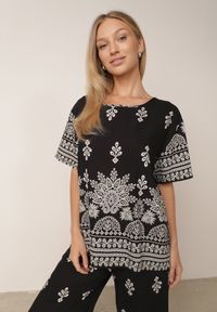 Born2be - Czarny Komplet Wiskozowy Szerokie Spodnie i Luźna Bluzka z Nadrukiem Paisley Thela. Kolekcja: plus size. Kolor: czarny. Materiał: wiskoza. Wzór: nadruk, paisley #2