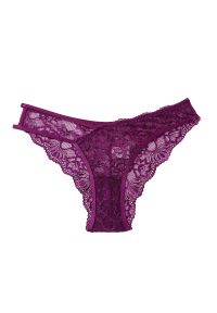 Intica - Figi koronkowe z asymetrycznymi paskami Vitantonia. Kolor: fioletowy. Materiał: koronka. Wzór: paski, koronka #1