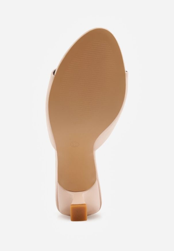 Renee - Beżowe Klapki Peep Toe na Obcasie Kaczuszka Calinetta. Nosek buta: otwarty. Kolor: beżowy. Materiał: koronka. Obcas: na obcasie. Styl: klasyczny. Wysokość obcasa: średni