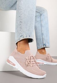 Born2be - Beżowe Buty Sportowe Amathousa. Okazja: na co dzień. Kolor: beżowy. Materiał: jeans