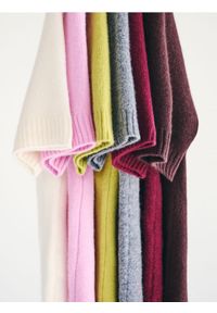 Reserved - Wełniany sweter - szary. Kolor: szary. Materiał: wełna