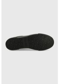 Calvin Klein sneakersy kolor czarny. Nosek buta: okrągły. Zapięcie: sznurówki. Kolor: czarny. Materiał: skóra, guma #2