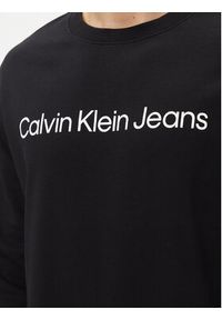 Calvin Klein Jeans Bluza J30J322549 Czarny Regular Fit. Kolor: czarny. Materiał: bawełna #5