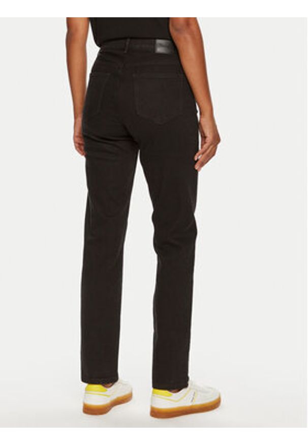 Wrangler Jeansy 112356392 Czarny Straight Fit. Kolor: czarny