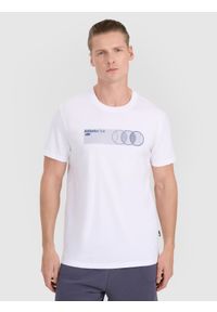 4f - 4F T-shirt regular z nadrukiem męski - biały S. Okazja: na co dzień. Kolor: biały. Materiał: jersey, bawełna, materiał. Długość rękawa: krótki rękaw. Długość: krótkie. Wzór: nadruk. Styl: sportowy, klasyczny, casual #1