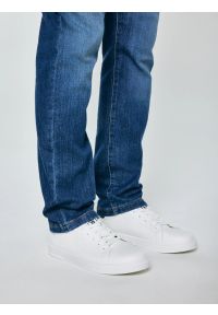 Big-Star - Sneakersy męskie ze skóry ekologicznej białe NN174282 101. Okazja: na co dzień. Nosek buta: okrągły. Zapięcie: sznurówki. Kolor: biały. Materiał: skóra ekologiczna. Obcas: na płaskiej podeszwie #3