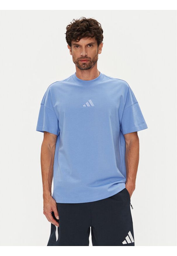 Adidas - adidas T-Shirt ALL SZN JX5084 Niebieski Loose Fit. Kolor: niebieski. Materiał: bawełna