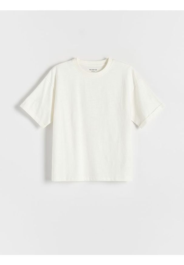 Reserved - T-shirt oversize z nadrukiem - złamana biel. Materiał: dzianina, bawełna. Wzór: nadruk