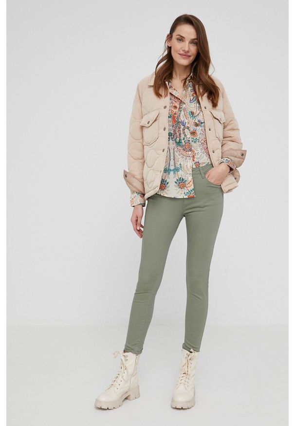 Answear Lab jeansy Push-Up damskie kolor zielony medium waist. Kolor: zielony. Styl: wakacyjny