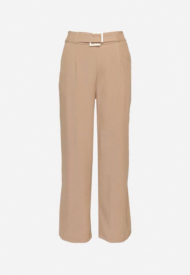 Born2be - Ciemnobeżowe Garniturowe Spodnie z Wiskozą o Szerokim Kroju z Wysokim Stanem Ozdobione Paskiem Venirria. Okazja: na co dzień. Stan: podwyższony. Kolor: beżowy. Materiał: wiskoza. Wzór: aplikacja. Styl: elegancki, casual, sportowy