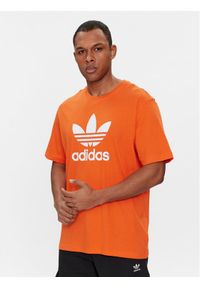 Adidas - adidas T-Shirt adicolor Trefoil IR8000 Pomarańczowy Regular Fit. Kolor: pomarańczowy. Materiał: bawełna #1