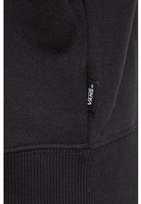 Vans bluza damska kolor czarny z kapturem z nadrukiem. Typ kołnierza: kaptur. Kolor: czarny. Wzór: nadruk #5