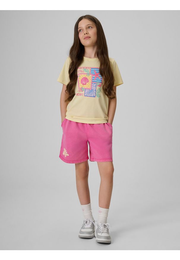 4f - 4F T-shirt regular z nadrukiem dziewczęcy - żółty 146 (10-11 lat). Okazja: na uczelnię, na co dzień. Kolor: żółty. Materiał: materiał, bawełna, dresówka, dzianina, skóra. Wzór: nadruk. Sezon: lato. Styl: klasyczny, casual