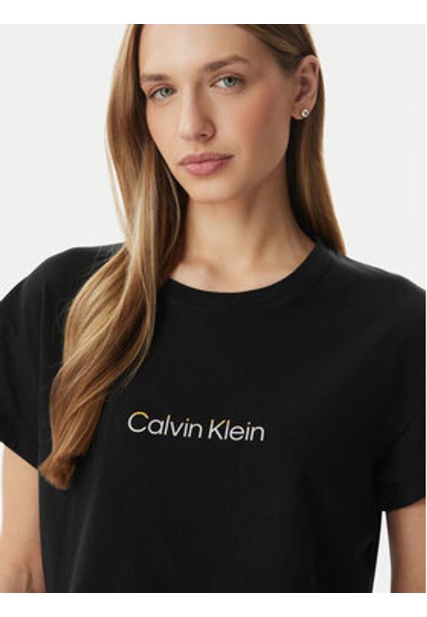Calvin Klein Underwear T-Shirt LV00QS7656 Czarny Boxy Fit. Kolor: czarny. Materiał: bawełna