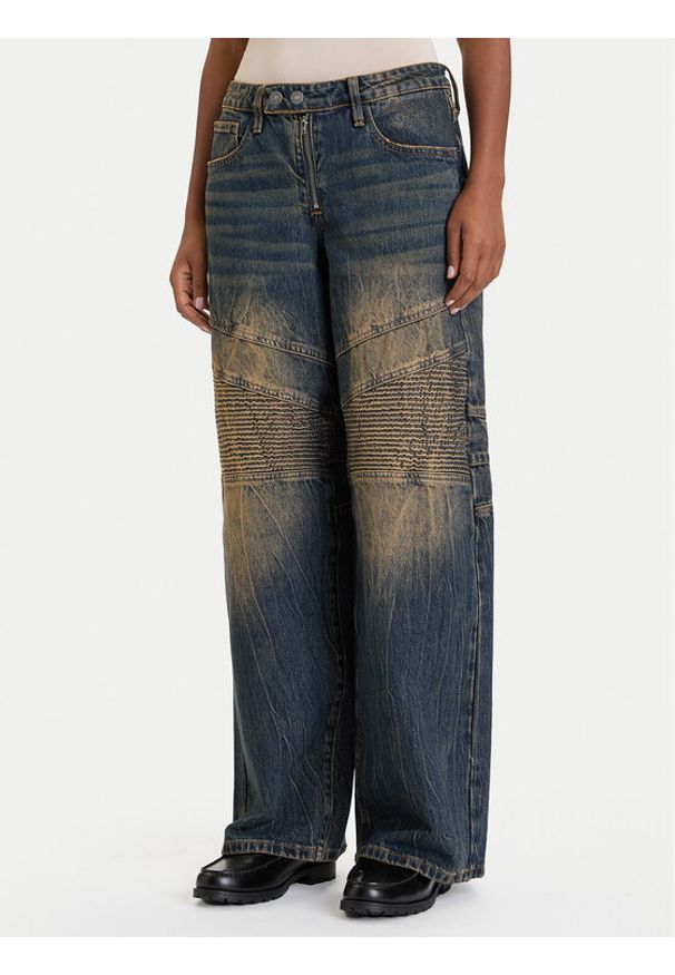 Guess Jeansy W5BA2J D4XYG Granatowy Regular Fit. Kolor: niebieski