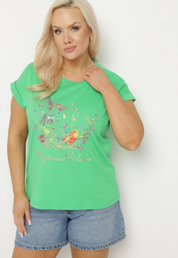 Born2be - Zielony T-shirt z Kolorowym Nadrukiem z Bawełny Mepitia. Okazja: na co dzień. Kolor: zielony. Materiał: bawełna. Wzór: nadruk, kolorowy. Styl: klasyczny, elegancki, casual