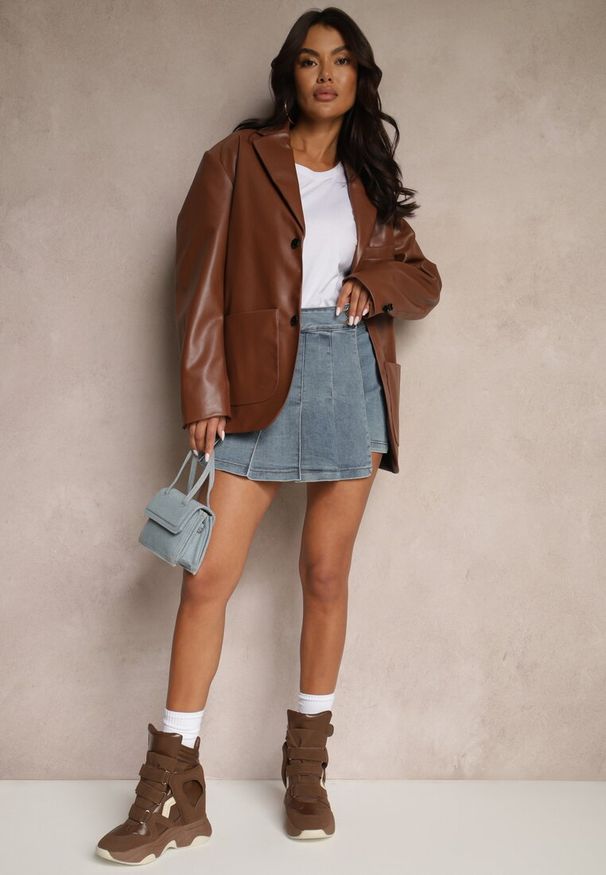 Renee - Niebieskie Plisowane Jeansowe Spódnico-Szorty z Bawełny Firvesia. Okazja: na co dzień. Stan: podwyższony. Kolor: niebieski. Materiał: bawełna, jeans. Styl: elegancki, casual