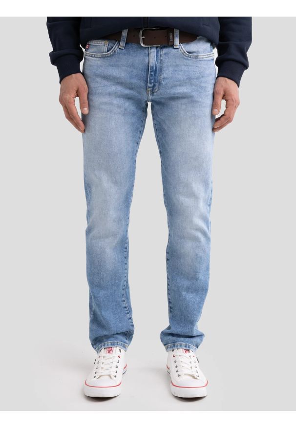 Big-Star - Jeansy męskie dopasowane jasnoniebieskie Terry Slim 252. Okazja: na co dzień. Stan: obniżony. Kolor: niebieski. Styl: casual