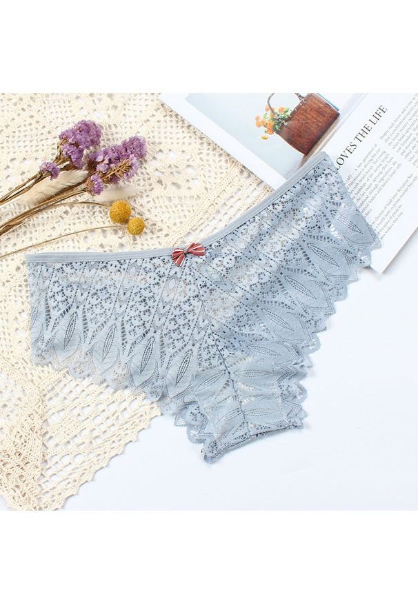 Intica - Koronkowe figi z wycięciami na romantyczny wieczór Emyle. Kolor: niebieski. Materiał: koronka. Wzór: aplikacja, koronka