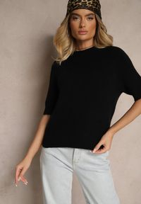 Renee - Czarny Sweter o Fasonie T-shirtu z Wełną Dannirae. Okazja: na co dzień. Kolor: czarny. Materiał: wełna. Długość rękawa: krótki rękaw. Długość: krótkie. Styl: elegancki, casual #4