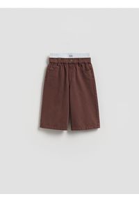 Reserved - Denimowe szorty - brązowy. Kolor: brązowy. Materiał: tkanina, bawełna #1
