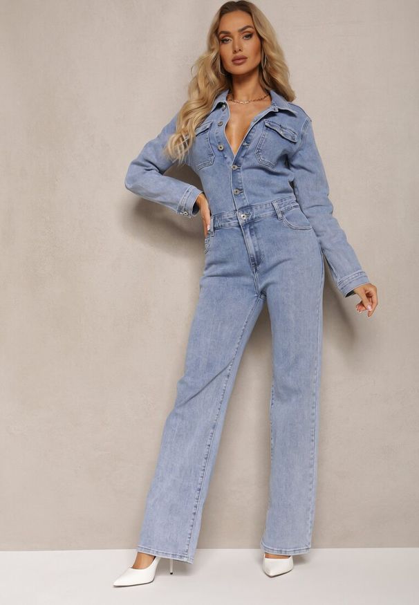 Renee - Niebieski Bawełniany Kombinezon Jeansowy z Guzikami i Kieszeniami z Klapami Starah. Okazja: na co dzień. Kolor: niebieski. Materiał: bawełna, jeans. Długość: długie. Styl: klasyczny, casual