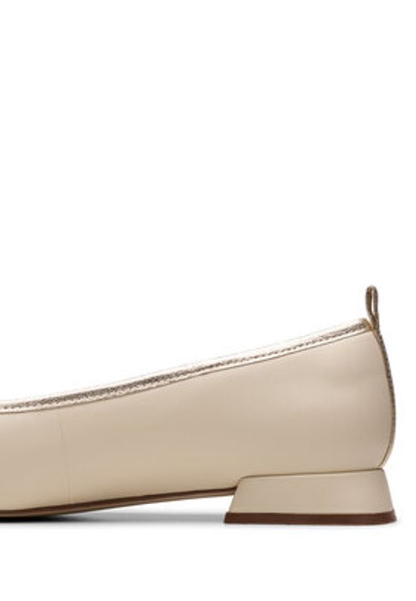 Clarks Baleriny Ubree15 Poppy 26181326 Beżowy. Kolor: beżowy. Materiał: skóra