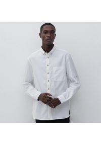 Reserved - Koszula ze strukturalnej tkaniny - Biały. Kolor: biały. Materiał: tkanina #1