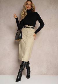Renee - Jasnobeżowa Spódnica z Ekoskóry High Waist z Rozcięciem i Napami z Przodu Asttia. Okazja: na co dzień. Stan: podwyższony. Kolor: beżowy. Materiał: bawełna. Sezon: jesień, zima. Styl: casual
