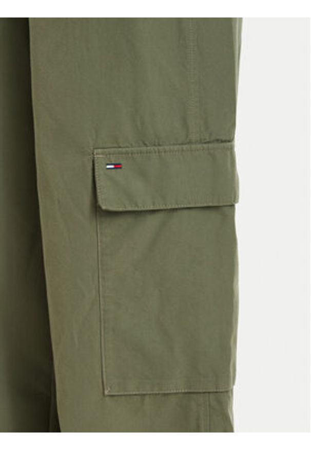 Tommy Jeans Spodnie cargo DW0DW22749 Zielony Wide Leg. Kolor: zielony. Materiał: bawełna