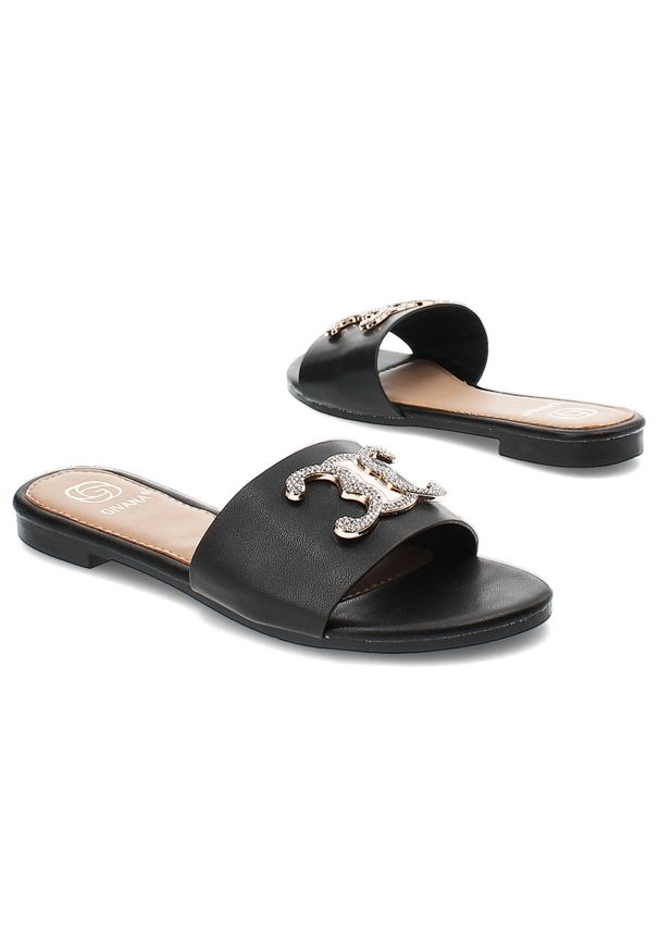 Czarne Klapki Givana Modne Obuwie Damskie. Okazja: na co dzień. Kolor: czarny. Materiał: jeans, materiał. Sezon: lato. Styl: elegancki, casual