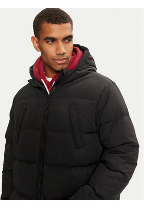 Jack Wolfskin Kurtka puchowa Nordlicht A60042 Czarny Regular Fit. Kolor: czarny. Materiał: syntetyk