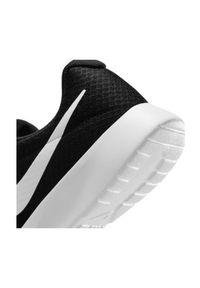 Buty Nike Tanjun M DJ6258-003 czarne. Okazja: na co dzień. Kolor: czarny. Materiał: materiał. Szerokość cholewki: normalna. Model: Nike Tanjun