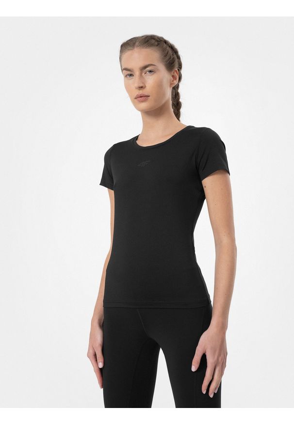 4f - Koszulka treningowa slim szybkoschnąca damska. Kolor: czarny. Materiał: dzianina, skóra, materiał. Sport: fitness