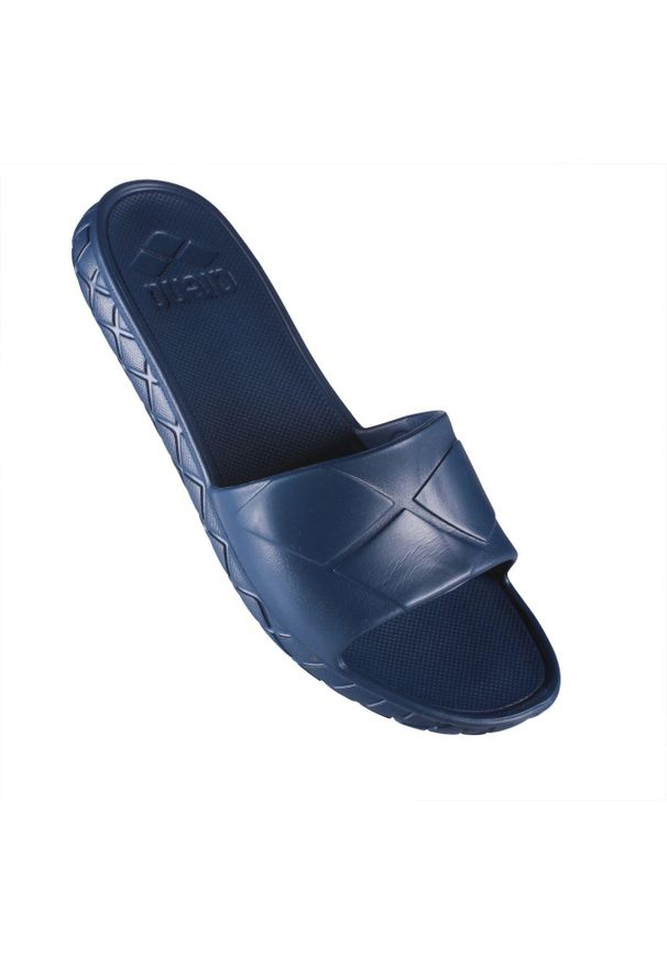 Klapki na basen Arena Waterlight. Kolor: niebieski. Materiał: materiał. Styl: sportowy