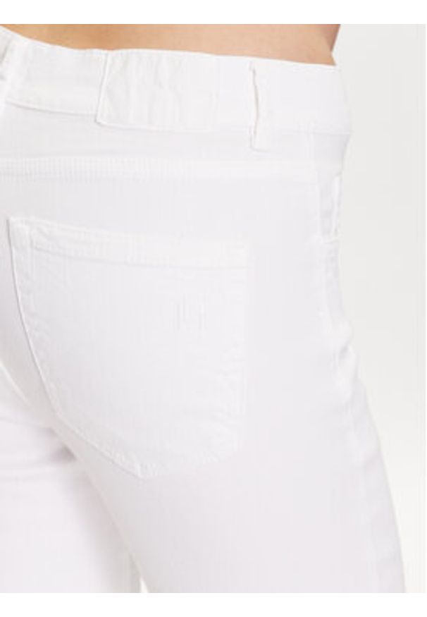 Marella Spodnie materiałowe Peseta 2331310635 Biały Slim Fit. Kolor: biały. Materiał: bawełna, wiskoza