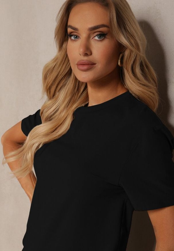 Renee - Czarna Klasyczna Gładka Koszulka z Bawełny Detima. Kolor: czarny. Materiał: bawełna. Wzór: gładki. Styl: klasyczny